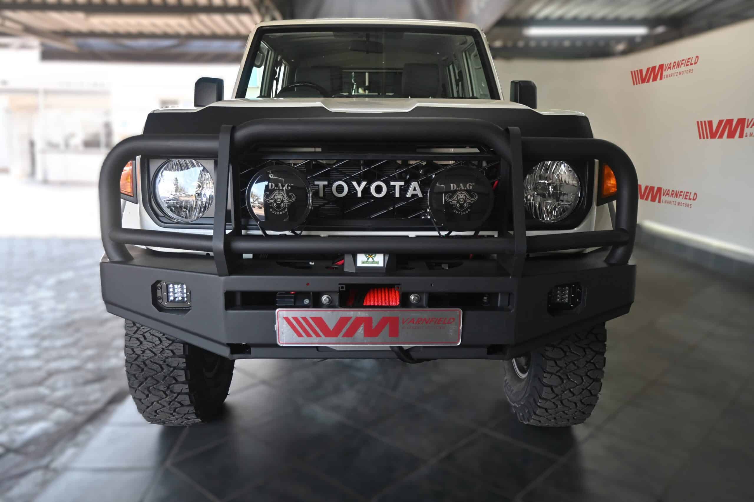 TOYOTA LAND CRUISER 79 2.8 GD-6 P/U D/C A/T