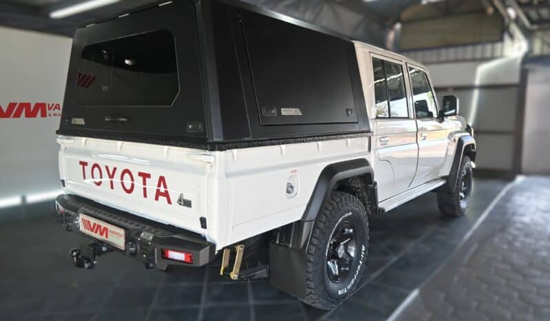 TOYOTA LAND CRUISER 79 2.8 GD-6 P/U D/C A/T full