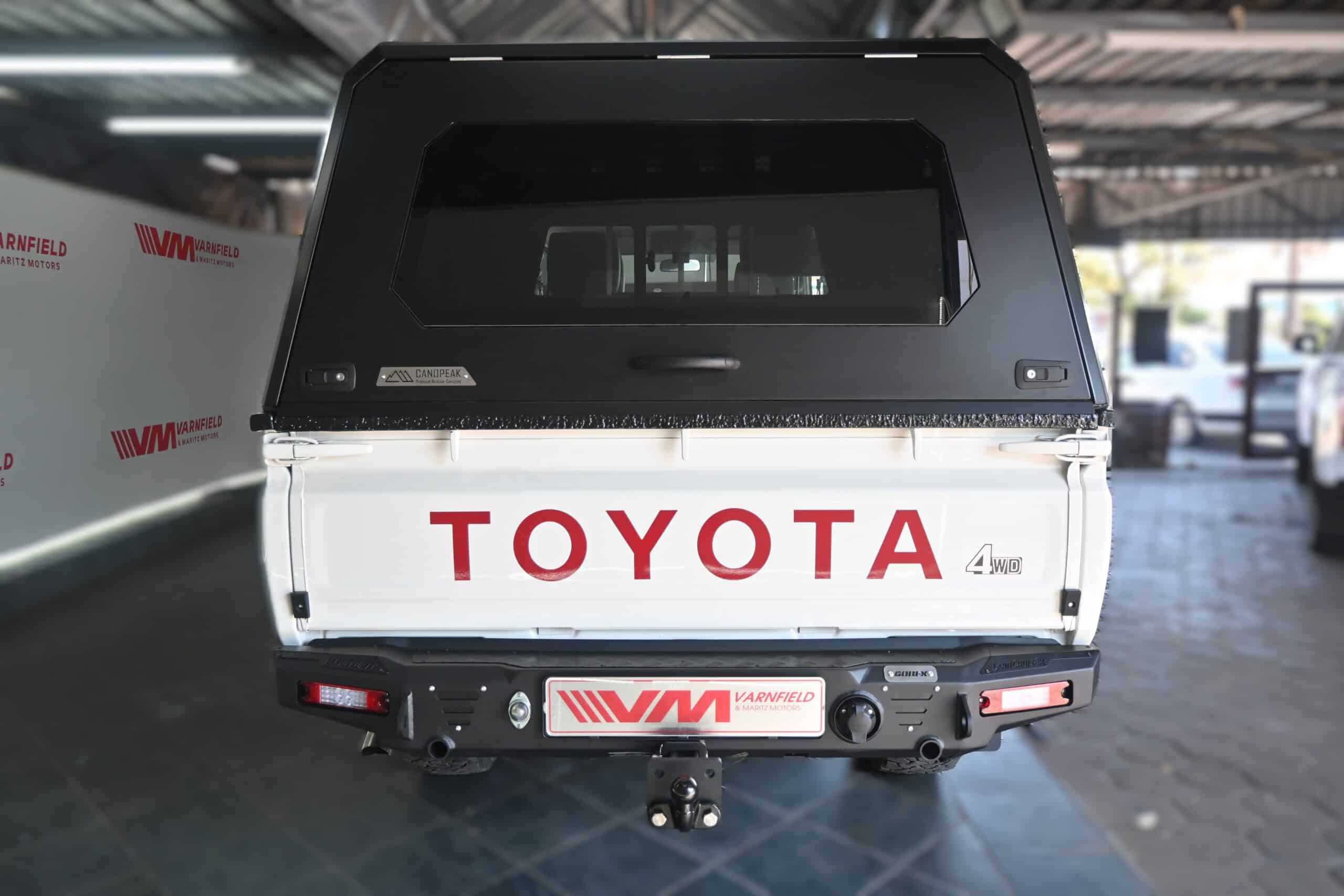 TOYOTA LAND CRUISER 79 2.8 GD-6 P/U D/C A/T