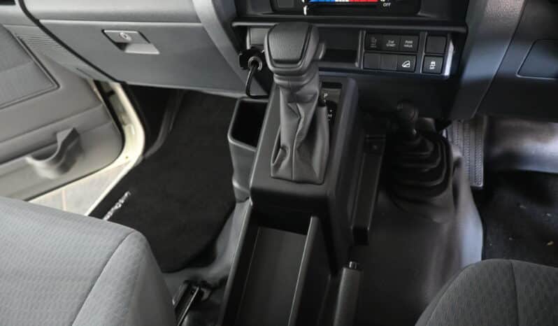 TOYOTA LAND CRUISER 79 2.8 GD-6 P/U D/C A/T full