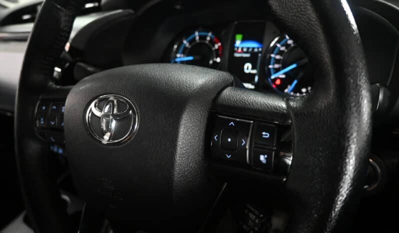 TOYOTA HILUX 2.8GD-6 RB LEGEND A/T D/C full