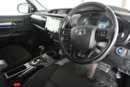 TOYOTA HILUX 2.8GD-6 RB LEGEND A/T D/C full