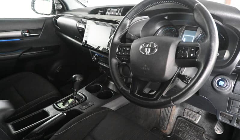 TOYOTA HILUX 2.8GD-6 RB LEGEND A/T D/C full