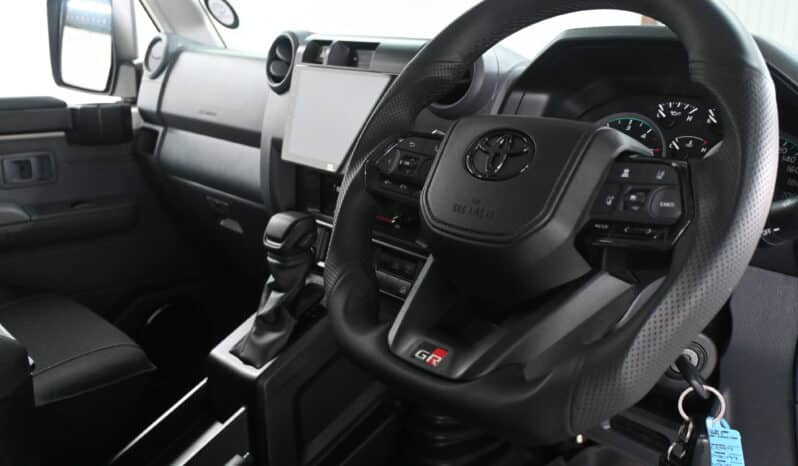 2025 TOYOTA LAND CRUISER 79 2.8GD-6 A/T D/C full