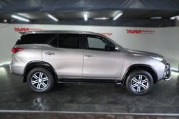 TOYOTA LAND CRUISER 200 V8 4.5D VX-R A/T