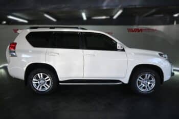 TOYOTA LAND CRUISER 200 4.5D-4D VX A/T