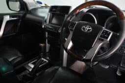 TOYOTA LAND CRUISER PRADO 4.0 VX A/T full