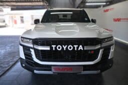 TOYOTA LAND CRUISER 300 3.3D GR-S