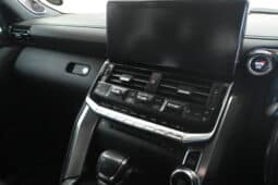 TOYOTA LAND CRUISER 300 3.3D GR-S full