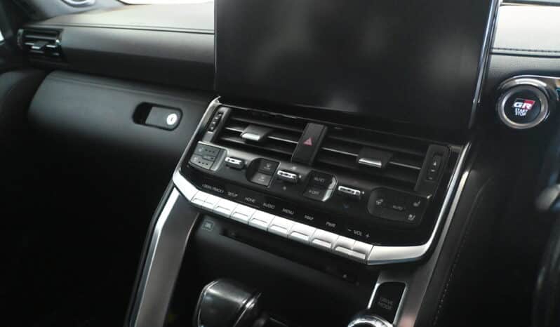 TOYOTA LAND CRUISER 300 3.3D GR-S full