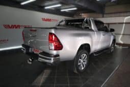TOYOTA HILUX 2.8GD-6 RB RAIDER A/T E/C full