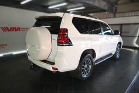 TOYOTA LAND CRUISER PRADO VX-L 3.0D A/T