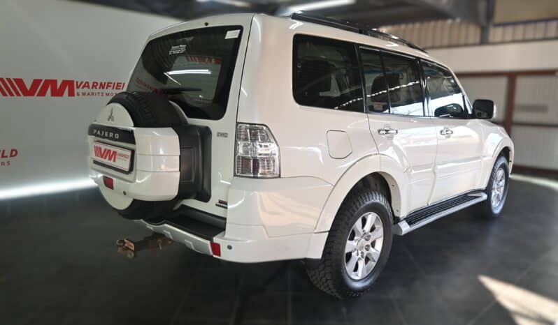 MITSUBISHI PAJERO 3.2 DI-DC GLS A/T full