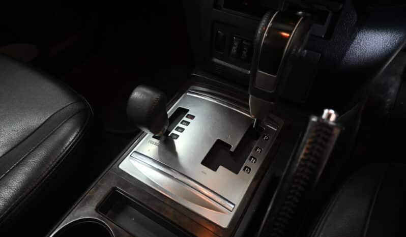 MITSUBISHI PAJERO 3.2 DI-DC GLS A/T full