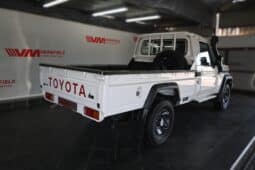 TOYOTA LAND CRUISER 79 4.5D P/U S/C V8