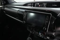 TOYOTA HILUX 2.8GD-6 LEGEND 4X4 E/C full