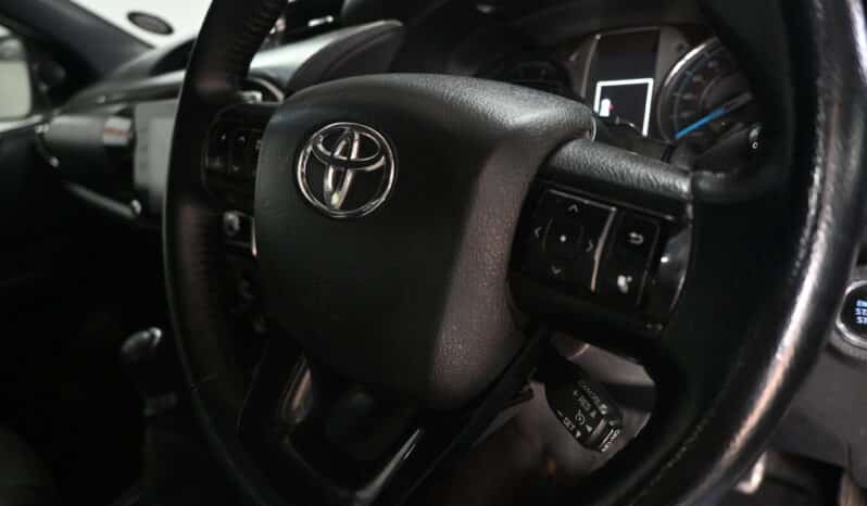 TOYOTA HILUX 2.8GD-6 LEGEND 4X4 E/C full