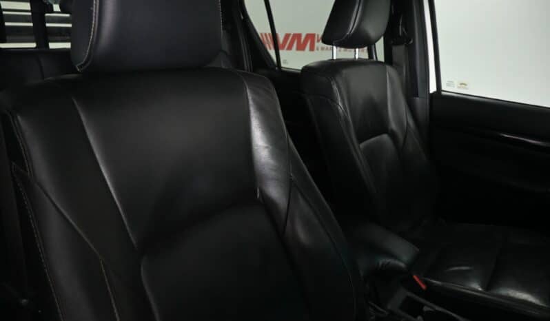 TOYOTA HILUX 2.8GD-6 RAIDER 4X4 D/C LEGEND50 full