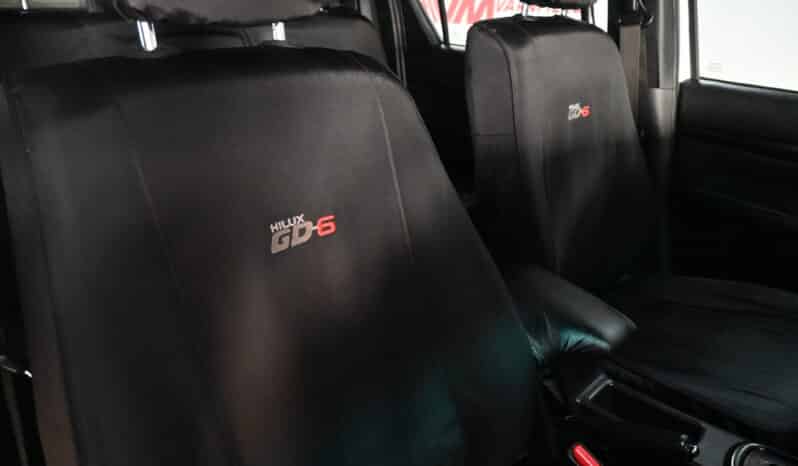 TOYOTA HILUX 2.8GD-6 RB RAIDER A/T D/C full