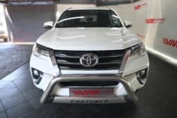 TOYOTA FORTUNER 2.4D-6 RB A/T
