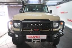 TOYOTA LAND CRUISER 79 4.5D P/U D/C