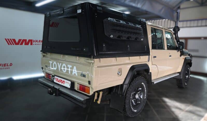 TOYOTA LAND CRUISER 79 4.5D P/U D/C full