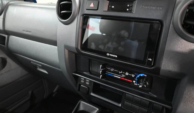 TOYOTA LAND CRUISER 79 4.5D P/U D/C full