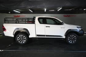 Toyota Hilux 2.8 GD-6 RB Legend 4×4 P/U E/C A/T