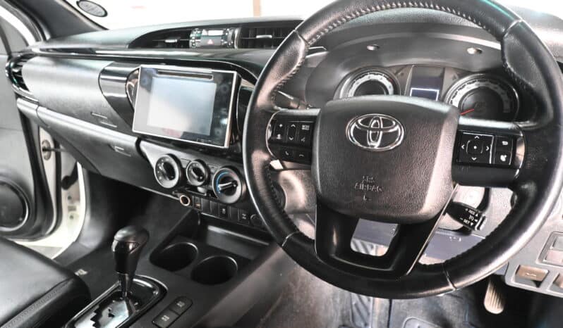 Toyota Hilux 2.8 GD-6 Raider 4×4 P/U E/C Dakar full