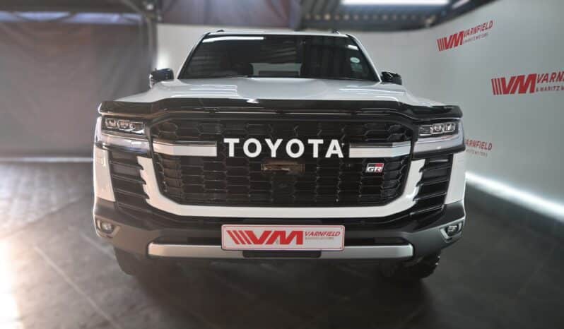 Toyota Land Cruiser 300 V6 3.3D GR-S full