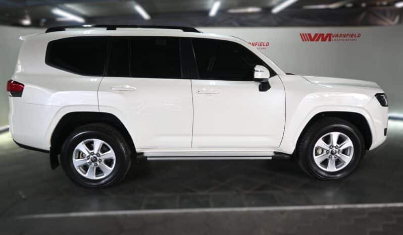 Toyota Land Cruiser 300 V6 3.3D GX-R full