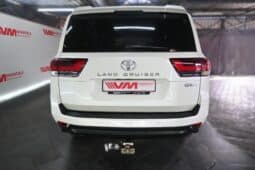 Toyota Land Cruiser 300 V6 3.3D GX-R