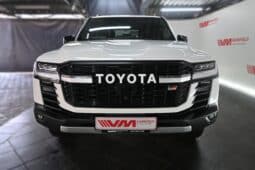 Toyota Land Cruiser 300 V6 3.3D GR-S