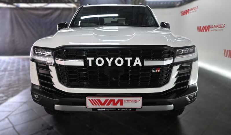 Toyota Land Cruiser 300 V6 3.3D GR-S full