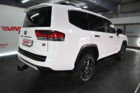 Toyota Land Cruiser 300 V6 3.3D GR-S