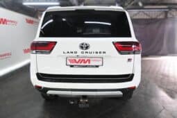 Toyota Land Cruiser 300 V6 3.3D GR-S