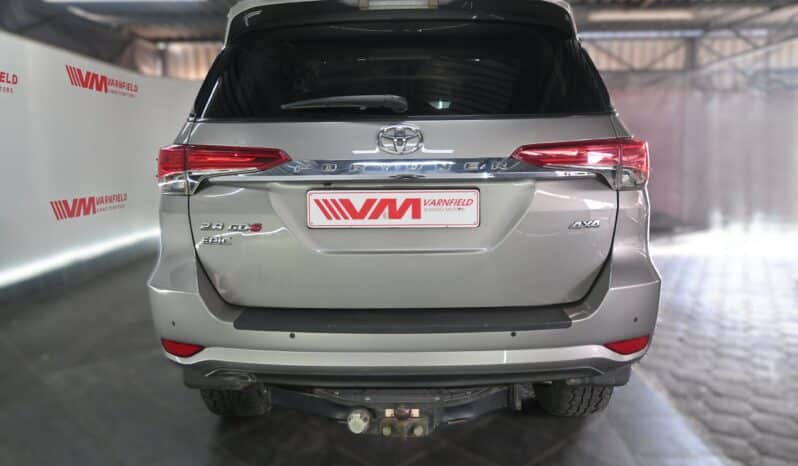 Toyota Fortuner Epic 2.8 GD-6 4X4 A/T full