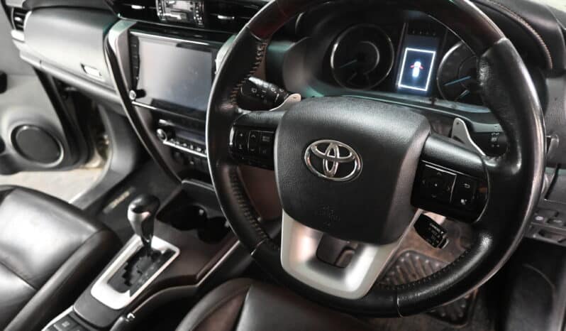 Toyota Fortuner Epic 2.8 GD-6 4X4 A/T full