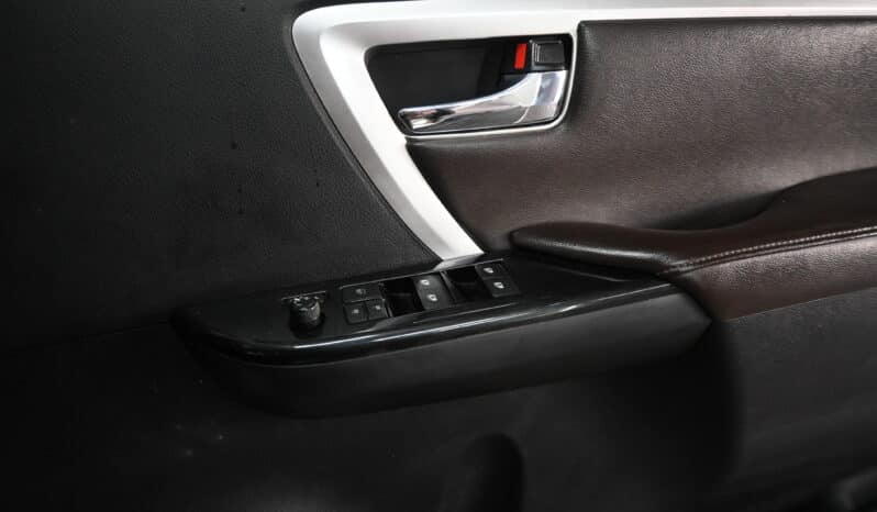 Toyota Fortuner Epic 2.8 GD-6 4X4 A/T full
