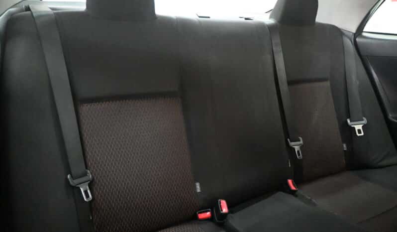 Toyota Corolla Quest 1.6 full