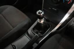 Toyota Corolla Quest 1.6 full