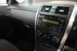 Toyota Corolla Quest 1.6 full