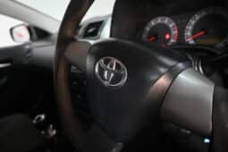 Toyota Corolla Quest 1.6 full