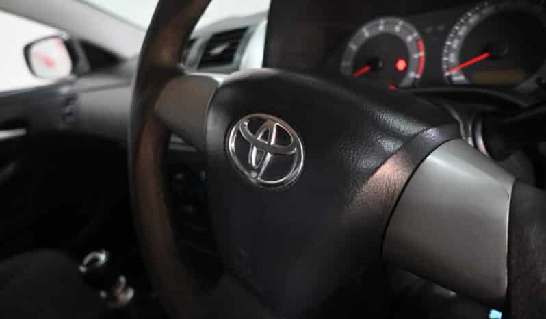 Toyota Corolla Quest 1.6 full