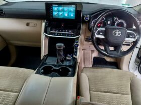 Toyota Land Cruiser 300 V6 3.3D GX-R