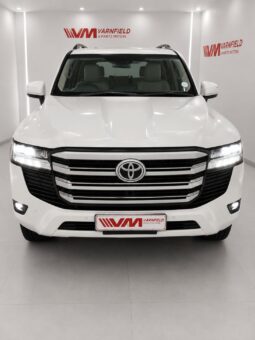 Toyota Land Cruiser 300 V6 3.3D GX-R full