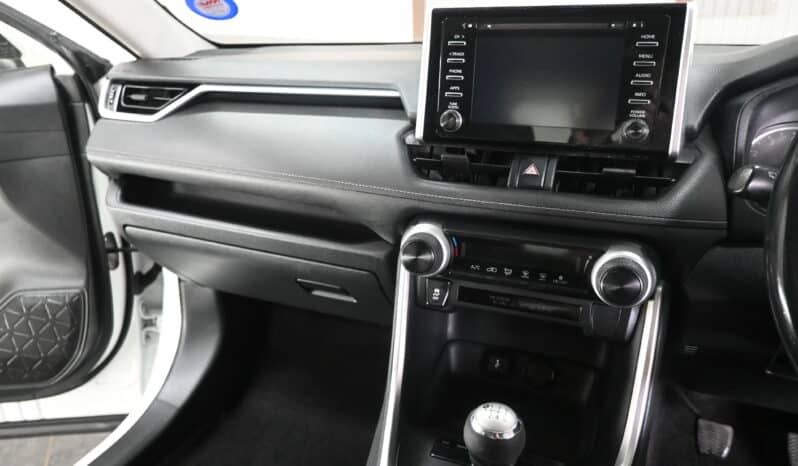 Toyota RAV4 2.0 GX full