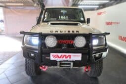 TOYOTA LAND CRUISER 79 4.5D P/U D/C