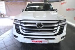 TOYOTA LAND CRUISER 300 3.3D ZX