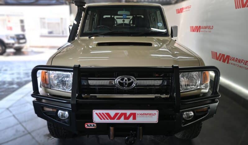 TOYOTA LAND CRUISER 79 4.5D P/U D/C full